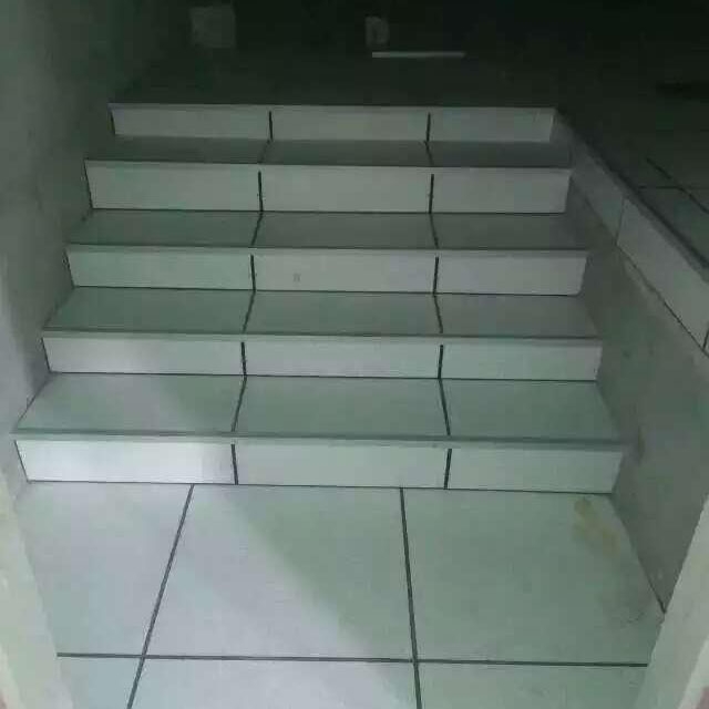 沈飛地板 珠海高新沈飛防靜電地板 全鋼防靜電地板 地板批發(fā)價(jià)